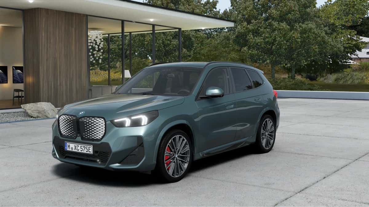 BMW iX1 (2026) — foto 1