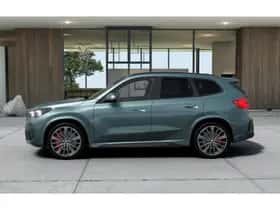 BMW iX1 (2026) thumbnail 5