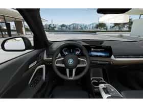 BMW iX1 (2026) thumbnail 7