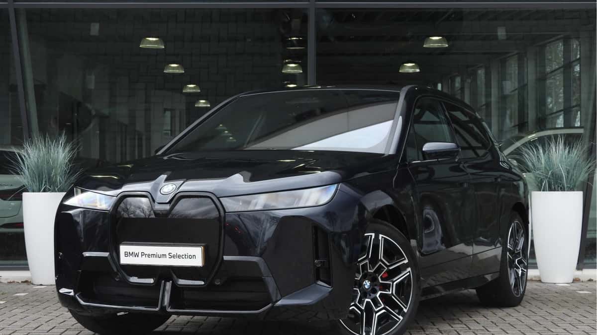 BMW iX (2026) — foto 1