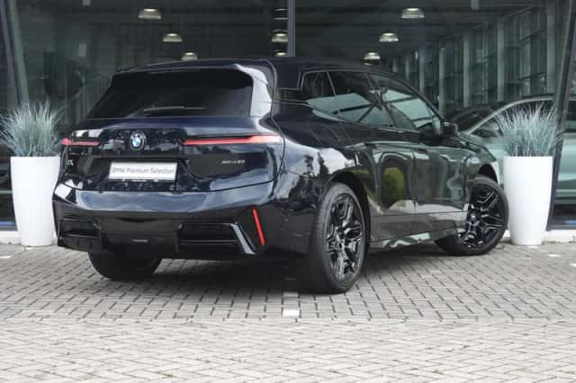 BMW iX (2026) thumbnail 4