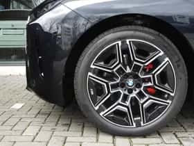 BMW iX (2026) thumbnail 9
