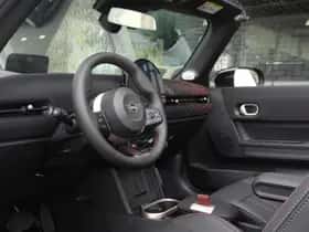MINI Cabrio (2026) thumbnail 13