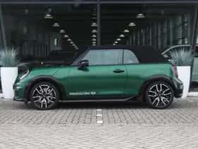 MINI Cabrio (2026) thumbnail 23