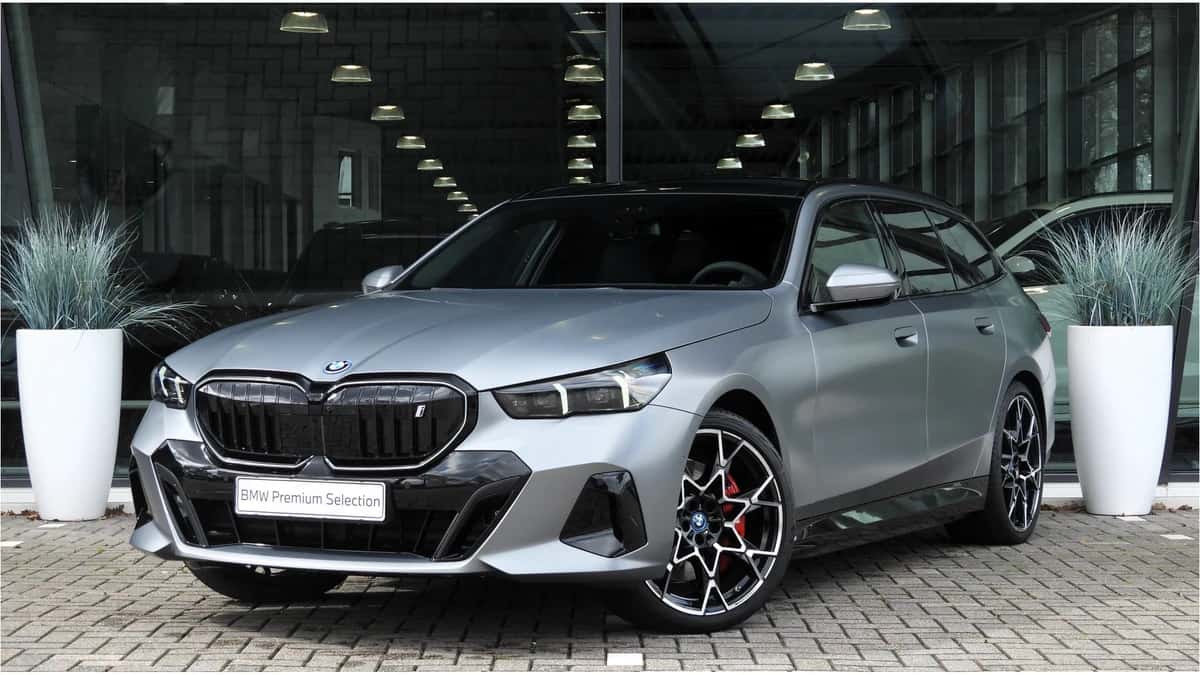 BMW i5 (2026) — foto 1