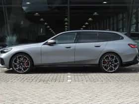 BMW i5 (2026) thumbnail 5