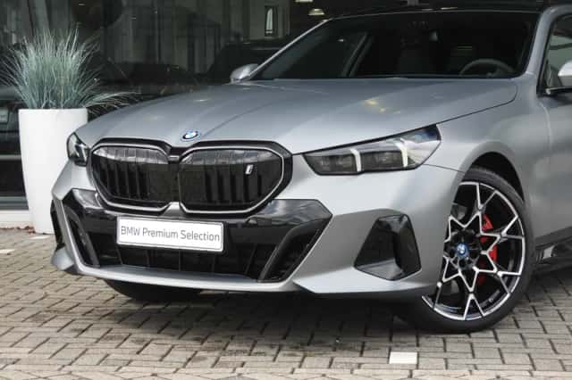 BMW i5 (2026) thumbnail 6