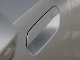 BMW i5 (2026) thumbnail 9