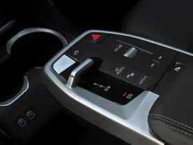 BMW iX2 (2025) thumbnail 15
