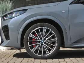 BMW iX2 (2025) thumbnail 21