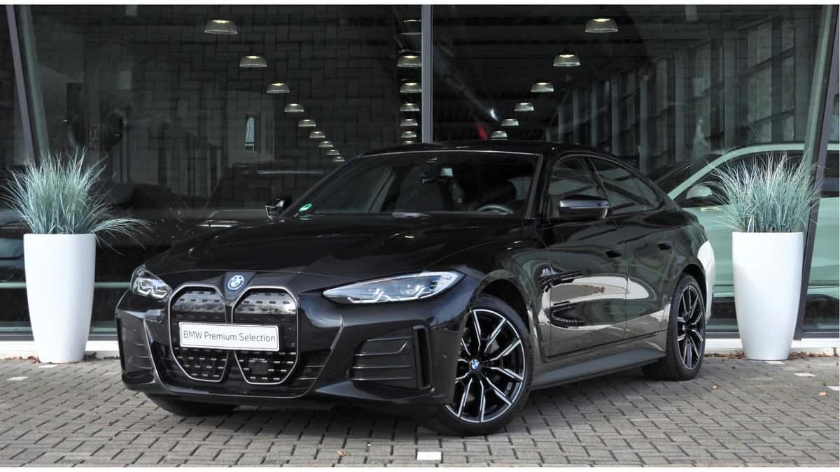 BMW i4 (2024) — foto 1