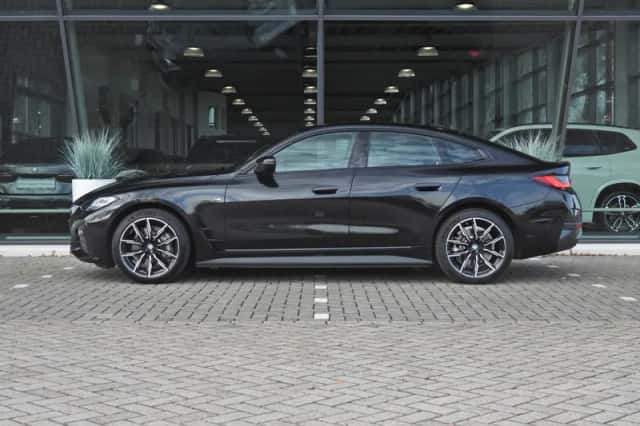 BMW i4 (2024) thumbnail 6