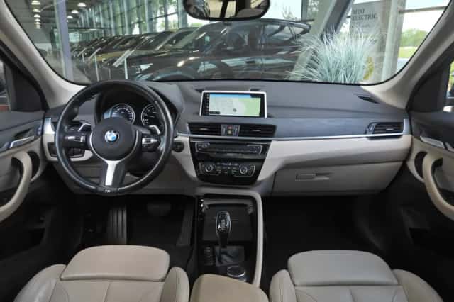 BMW X1 (2019) thumbnail 3