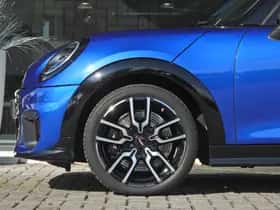 MINI Hatchback (2024) thumbnail 11