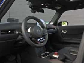 MINI Hatchback (2024) thumbnail 21