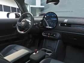 MINI Hatchback (2024) thumbnail 32