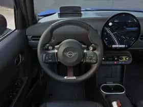 MINI Hatchback (2024) thumbnail 35