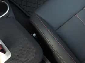 MINI Hatchback (2024) thumbnail 52