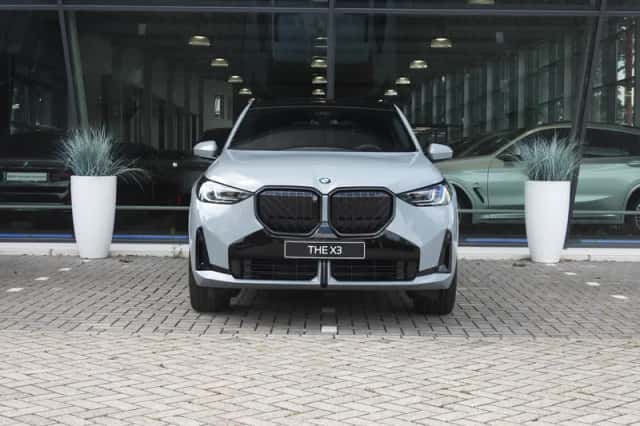 BMW X3 (2026) thumbnail 2