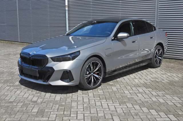 BMW 5-Serie (2026) thumbnail 1