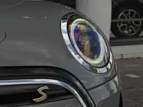 MINI Electric (2021) thumbnail 12