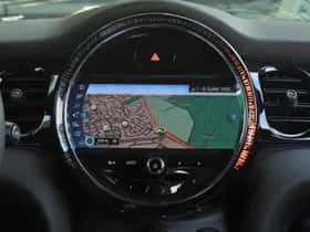 MINI Electric (2021) thumbnail 30