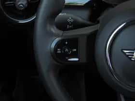MINI Electric (2021) thumbnail 33