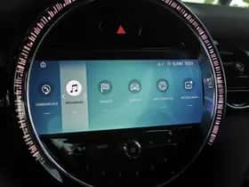 MINI Electric (2021) thumbnail 39