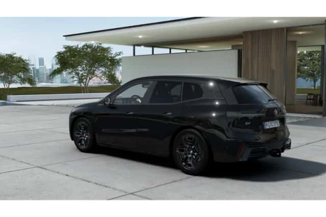 BMW iX (2026) thumbnail 2