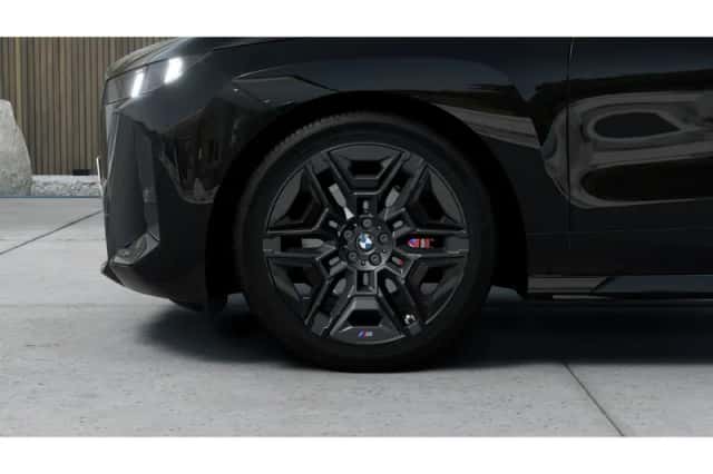 BMW iX (2026) thumbnail 6