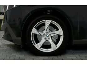 BMW iX3 (2026) thumbnail 6