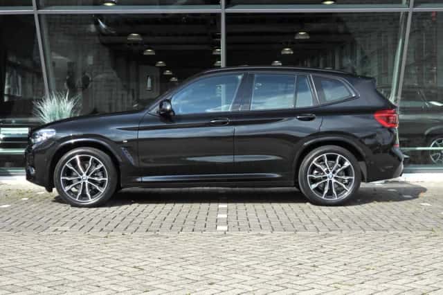 BMW X3 (2021) thumbnail 5