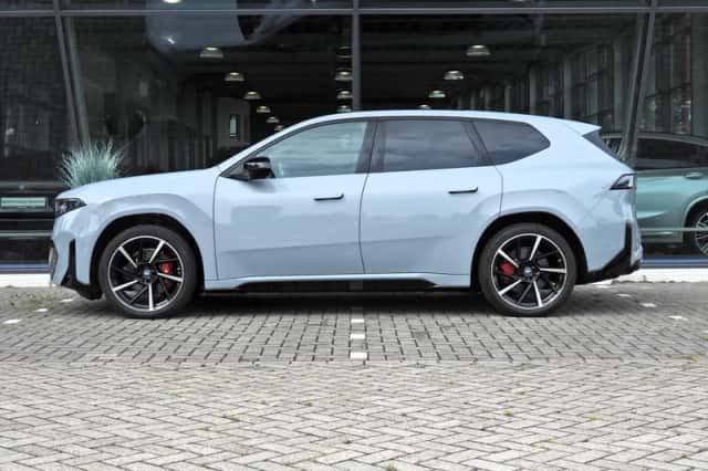 BMW iX3 (2026) thumbnail 5