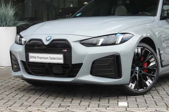 BMW i4 (2025) thumbnail 2