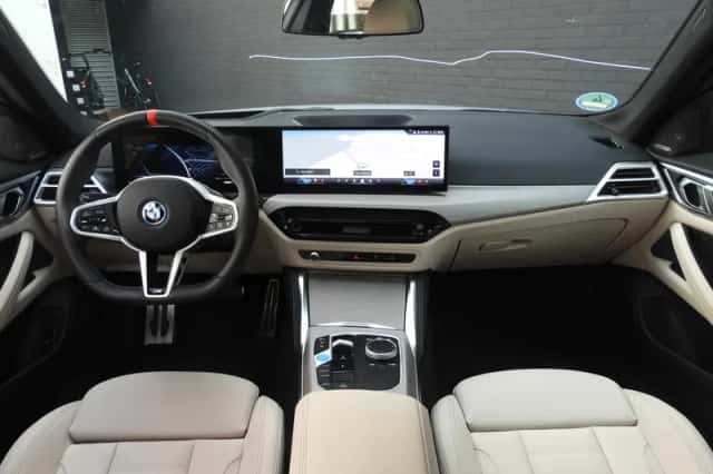 BMW i4 (2025) thumbnail 3