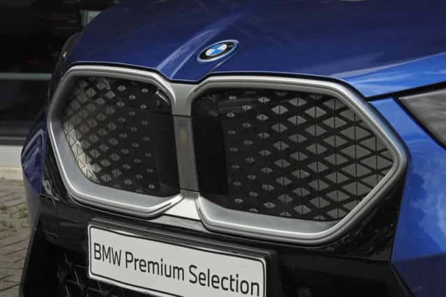 BMW iX2 (2025) thumbnail 5