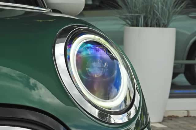 MINI Electric (2022) thumbnail 6