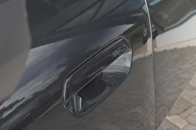BMW iX2 (2025) thumbnail 6