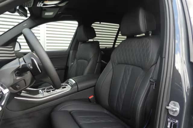 BMW X5 (2026) thumbnail 4