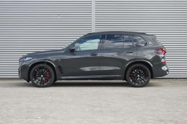 BMW X5 (2026) thumbnail 5