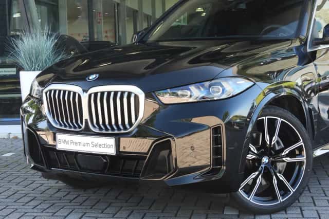 BMW X5 (2025) thumbnail 2