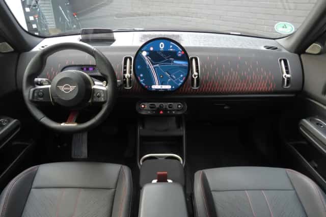 MINI Countryman (2025) thumbnail 3