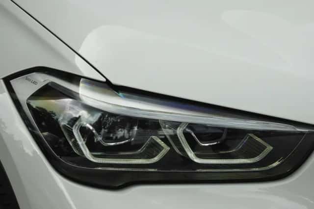 BMW X1 (2022) thumbnail 3