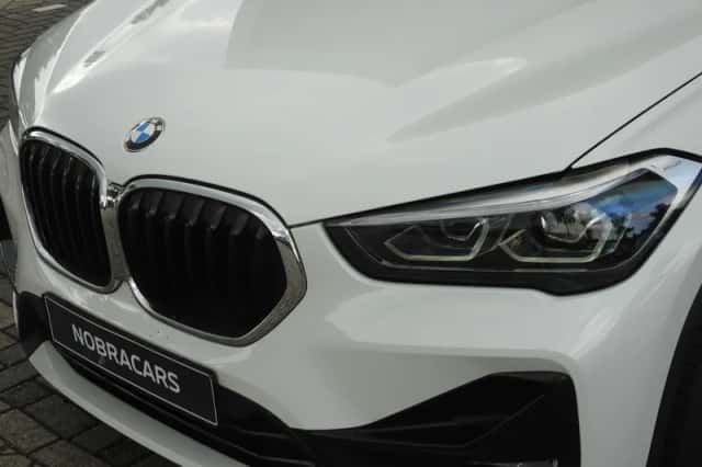 BMW X1 (2022) thumbnail 4