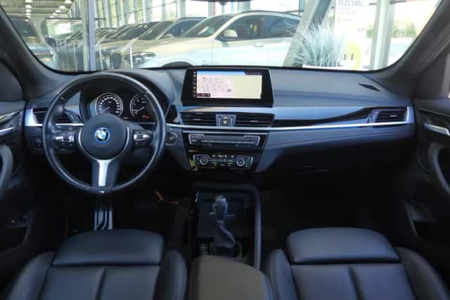 BMW X1 (2022) thumbnail 3