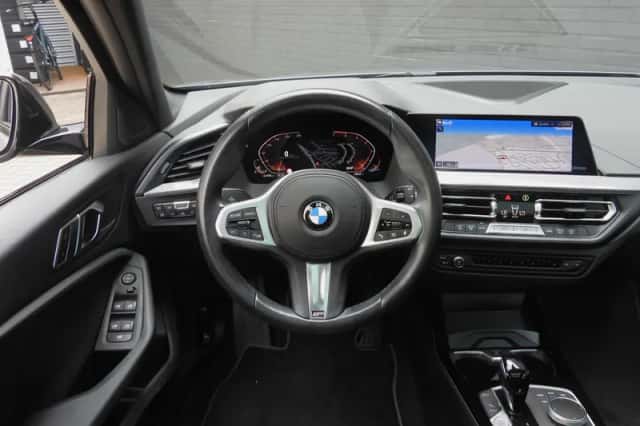 BMW 1-Serie (2022) thumbnail 2
