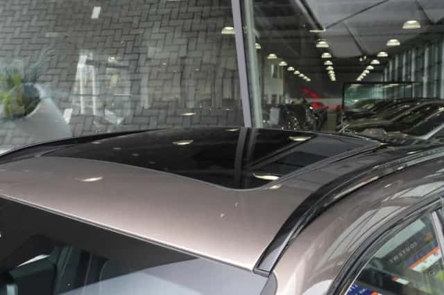 BMW iX1 (2025) thumbnail 6