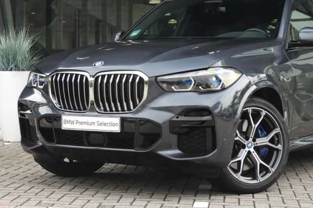 BMW X5 (2022) thumbnail 2