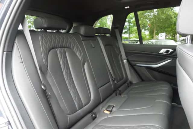 BMW X5 (2022) thumbnail 4