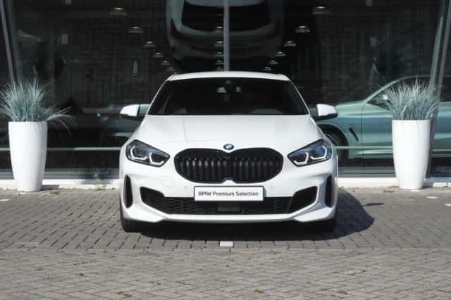 BMW 1-Serie (2023) thumbnail 5